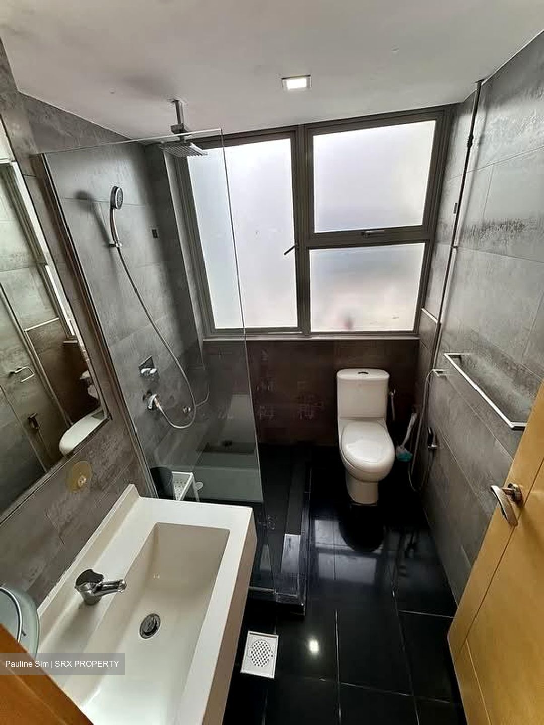 Maya (D15), Apartment #573010171